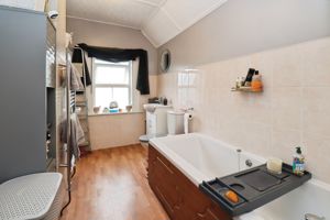 ST LEONARDS ROAD- click for photo gallery